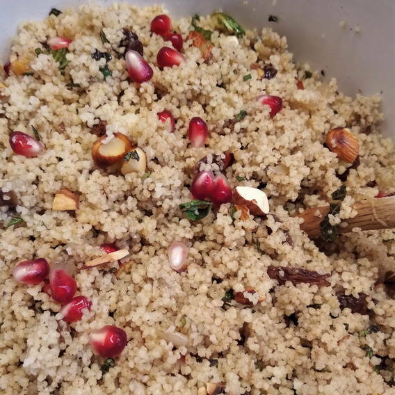 orientalische Aubergine mit Couscousfüllung, 