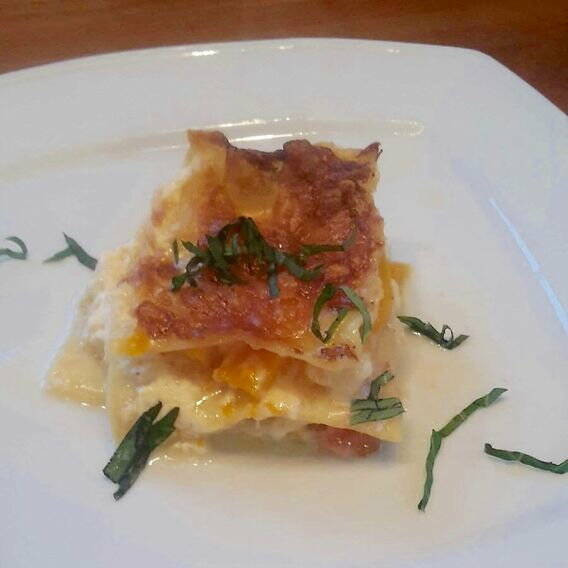 Kürbislasagne angerichtet Kürbislasagne angerichtet
